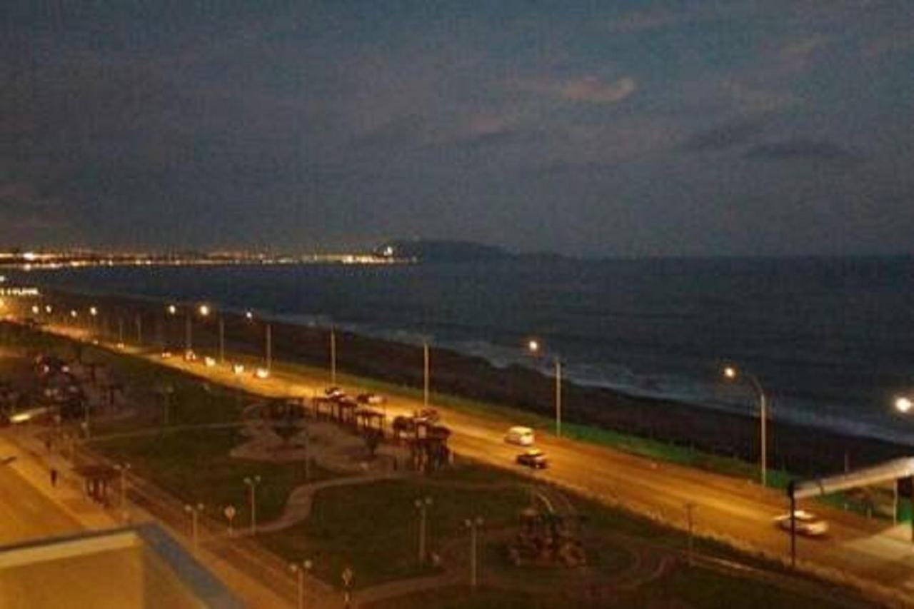 Ocean View Close To Airport Лима Екстериор снимка