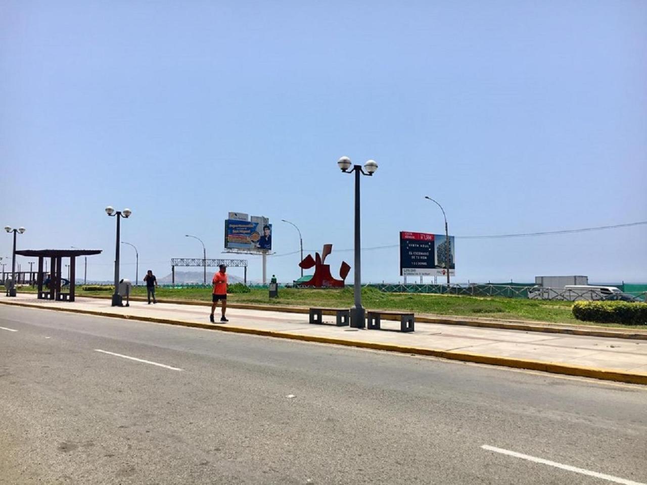 Ocean View Close To Airport Лима Екстериор снимка