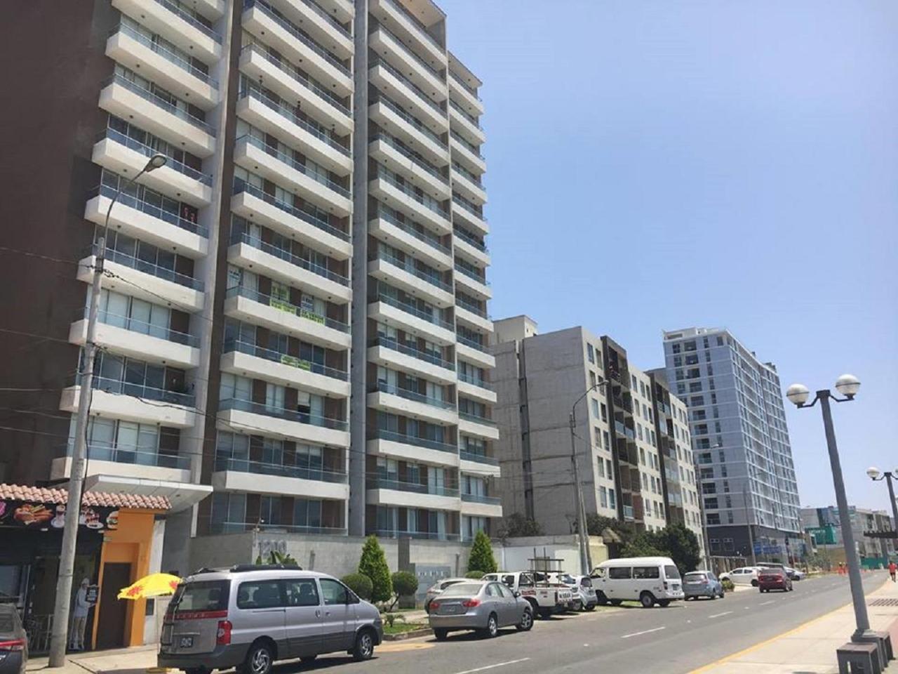 Ocean View Close To Airport Лима Екстериор снимка