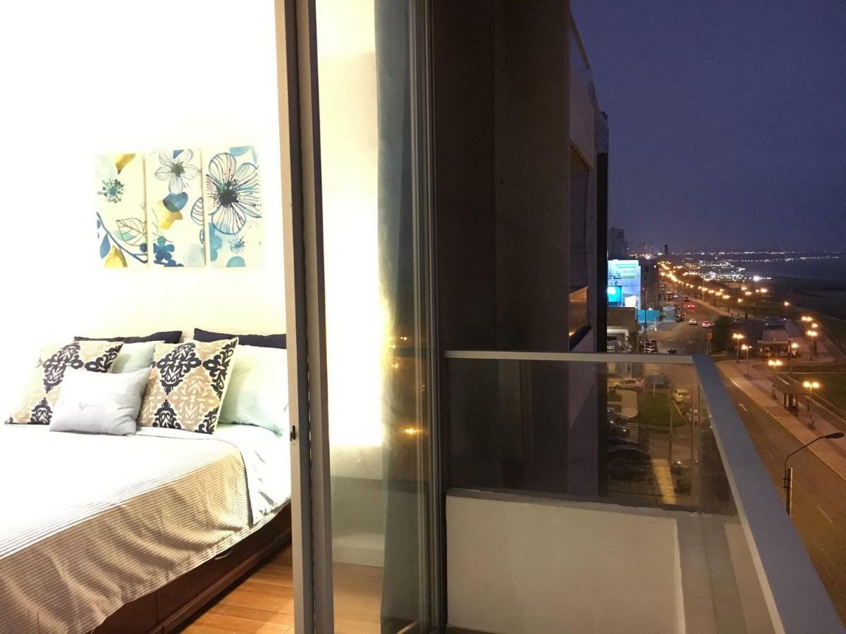 Ocean View Close To Airport Лима Екстериор снимка