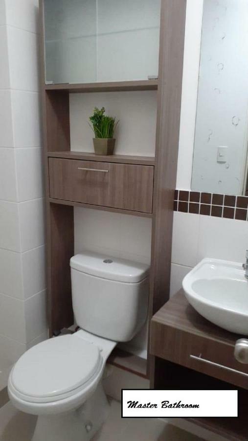 Ocean View Close To Airport Лима Екстериор снимка